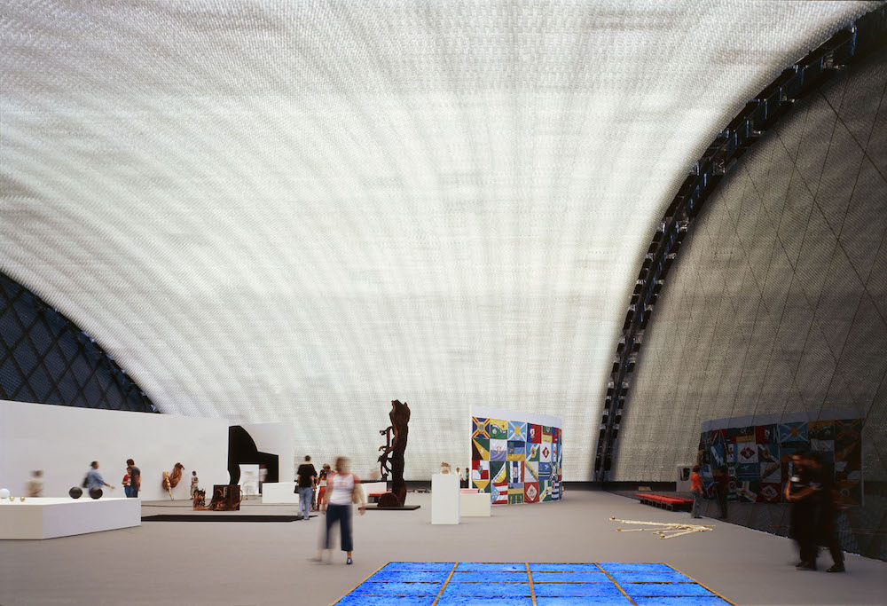 Iluminação do Museu Oscar Niemeyer
