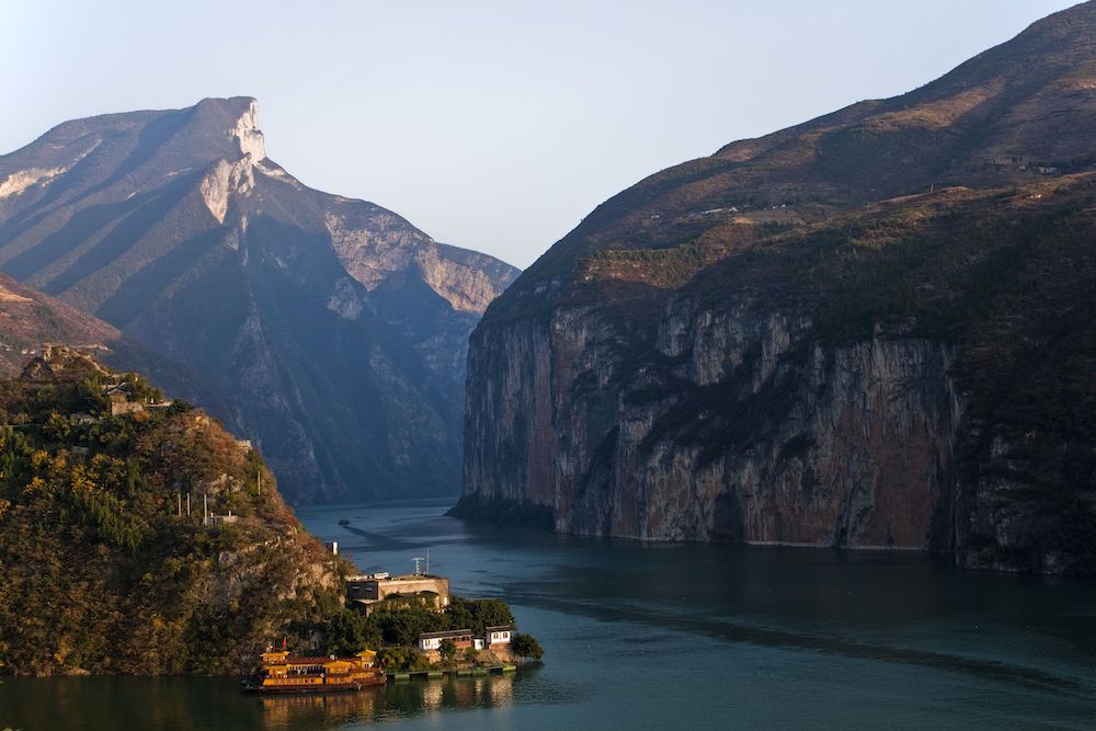 Construção de represa na China causa mudanças na rotação da Terra