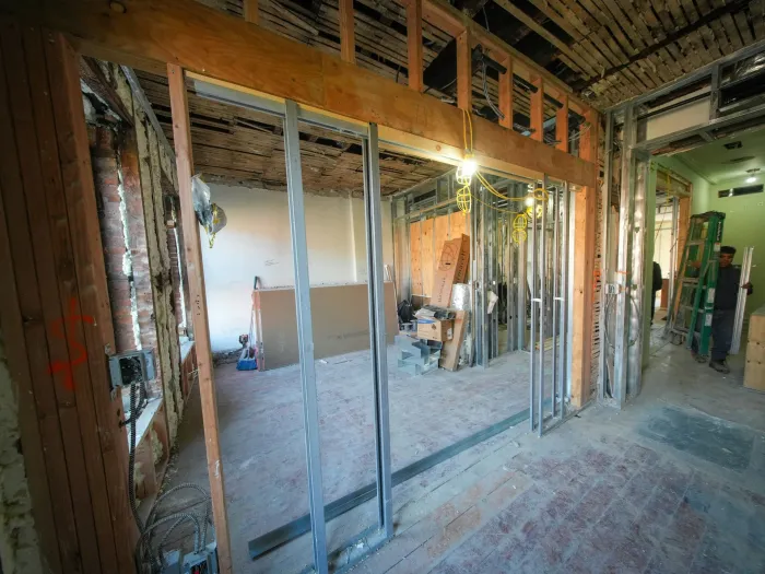 Drywall vs alvenaria: quando a troca compensa?