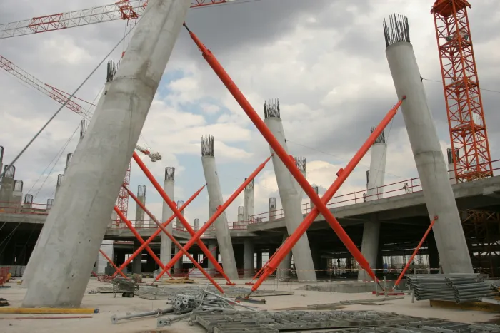 Da obra ao produto: como a industrialização transforma cada área da empresa